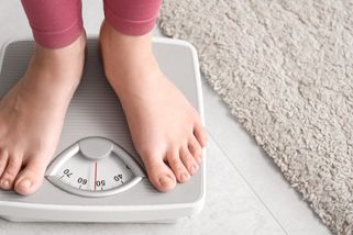 Jaká je zdravá váha podle věku a výšky? Většina Čechů netuší, kolik mají v ideálním případě vážit
