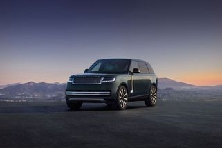 Elektrický Range Rover přijíždí s výkonem osmiválce a působivými schopnostmi