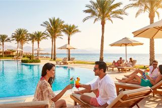 Půjčil jsem kamarádovi padesát tisíc na opravu auta. Místo vrácení peněz se mi teď chlubí fotkami ze zájezdu do Egypta