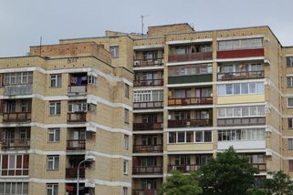 Městské sociální byty v Česku jsou. Jenže pro bohaté, chudí se musí uskromnit