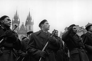 Lubomír Vejražka: Napětí roste, dav se cítí silnější a únor 48 se připomíná