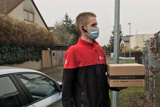 Chcete se stát kurýrem? Čeká vás hodně telefonování a prázdný žaludek - Seznam Zprávy