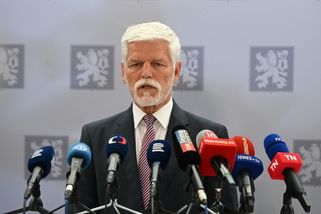 Pavel označil účast delegace ČR na summitu NATO za diplomatický výprask | ČeskéNoviny.cz