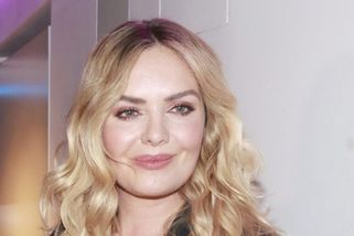 První foto ze svatby: Kuchařová ukázala šaty i svého pana Božského