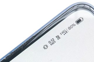 Tajemný trojúhelník na displejích Samsungů: Věděli jste, co tento symbol znamená?