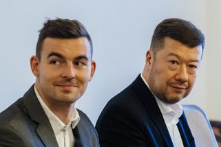 Svobodní zvou do Prahy extremistické politiky. Na akci vybírají vysoké vstupné