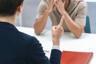 „Chceme služební auto i volné pátky.“ Mladí uchazeči chodí na pohovory s dlouhým seznamem požadavků