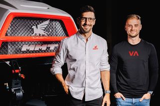 Češi na Dakaru spojují síly: Michal Valtr bude závodit v týmu společně s Martinem Macíkem - Garáž.cz