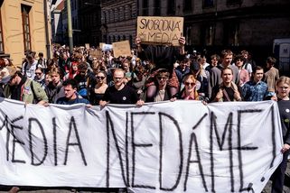 Vláda zrušení koncesionářských poplatků od ledna nejspíš nestihne, připouští už Nacher i Okamura - Novinky