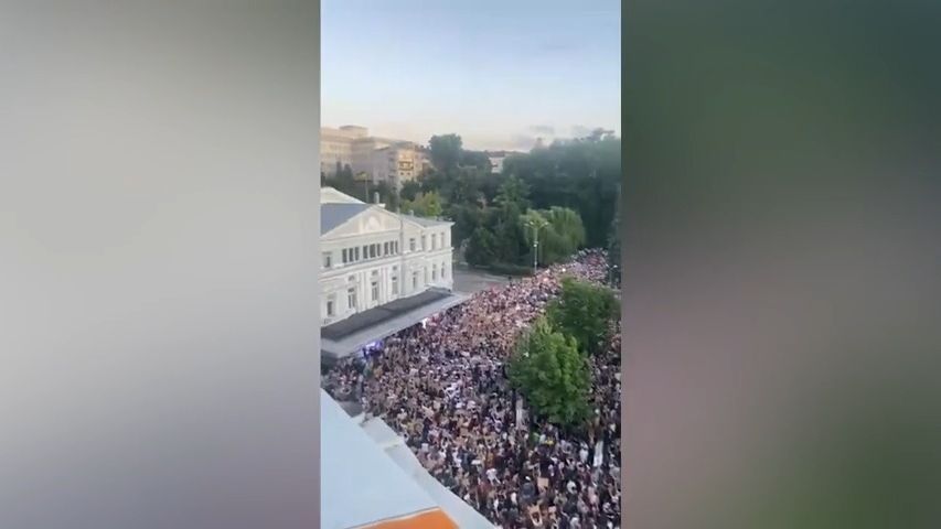 Masivní protest v Kyjevě. Lidé po celé Ukrajině demonstrují proti Zelenskému - Novinky