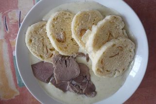 Obědy zdarma pro důchodce: Spousta z nich neví, že na to mají nárok