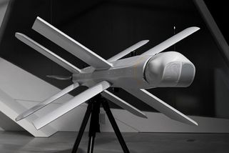 securitymagazin.cz/defence/veles-microb-molnija-mavic-lancet-1404074625.html?utm_source=www.seznam.cz&utm_medium=seznam_distribuce&utm_campaign=lide