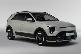 Kia Niro má po faceliftu. Oblíbené SUV sází na jediný pohon. A pozor, elektrický není - Garáž.cz