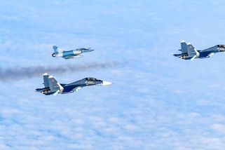 Francouzské Mirage 2000-5 zasahovaly nad Baltem proti suchojům - Novinky