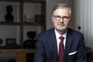 Podle Babiše by měl Fiala odkrýt příjmy, koaliční lídři premiéra brání - Seznam Zprávy