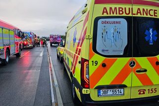 Auto na D1 u Vyškova srazilo člověka, šlo zřejmě o sebevraždu - Novinky