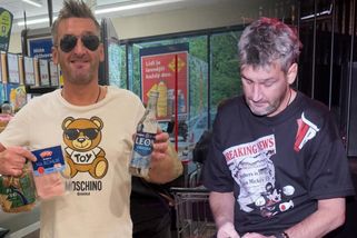 Pád fotbalové legendy: Martin Fenin s nejlevnější vodkou a kusem šunky přišel o kufr!