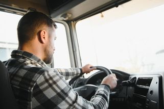 Průměrná mzda přes 50 tisíc. Kdo na ni dosáhne? - Portál řidiče