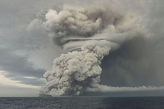 Zbraň proti klimatické změně? Sopečný oblak ničil metan v atmosféře