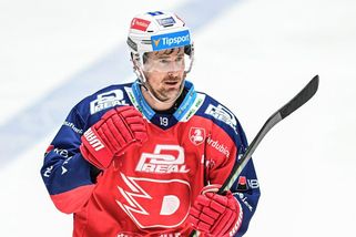 Spoluhráči smekají před Červenkou: Neskutečný borec, pánbůh mu nadělil - Sport.cz