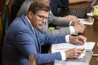 Ozval se do Bruselu, Kupka mu zrušil úřad. Odplata whistleblowerovi, píše soud - Seznam Zprávy