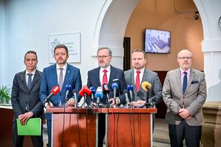 kurzy.cz/zpravy/752949-fialova-vlada-bude-moci-hned-zkraje-roku-2024-deklarovat-vitezstvi-nad-inflaci-vyplyva-z-nove/?utm_source=www.seznam.cz&utm_medium=seznam_distribuce&utm_campaign=lide
