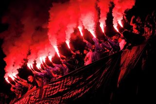 Disciplinární komise zahájila řízení se Spartou a Slavií kvůli fanouškům v derby - Sport.cz