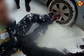 Muž v Praze si nastartoval auto, aby ho rozehřál. Ukradli mu ho - Novinky