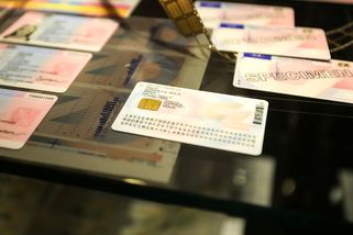 Změna za desítky miliard. Česko přestane používat rodná čísla, zmizí i z občanek