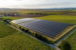 Německo předčasně splnilo cíl rozvoje solárních elektráren. Odvětví ale varuje před zpomalením