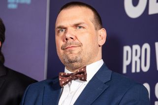 Ministr opravil přiznání. Na koupi domu našel osm milionů - Seznam Zprávy