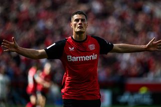 Fenomenální Schick! Čtyři góly za pár minut, v přípravě Leverkusenu září