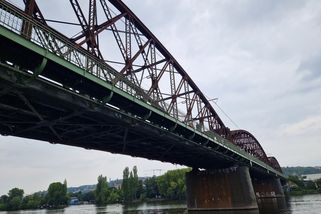 Experti rozhodli o budoucnosti Vyšehradského mostu. Hlasování skončilo v poměru 8:1