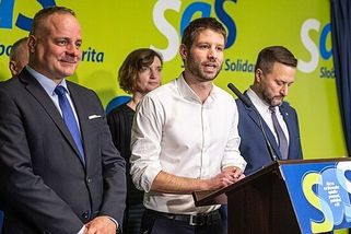Husarský kousek slovenské opozice - když Fico do Kremlu, my do Kyjeva! - Médium.cz