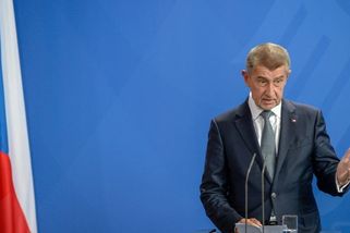 Ani rok a dost. Vláda už schválila seškrtání podpory v nezaměstnanosti