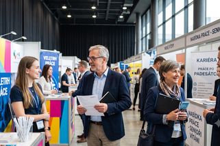 Jak ve dvaapadesáti získat práci do 82 dnů - Médium.cz