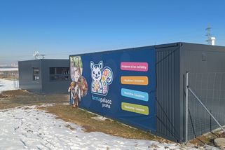 Miliardář staví zoopark u Čestlic nelegálně. Ani pravomocné rozhodnutí práce nezastavilo - Novinky