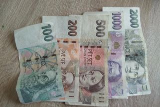 Dílčí skupina Čechů má nárok na vyšší důchod. Má to podmínku