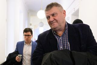 Kaderka je venku z vazby. Půjde na hokej a na pohřeb - Novinky