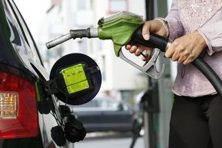 Ministerstvo zatím nevidí důvod regulovat pumpařům ceny - Novinky