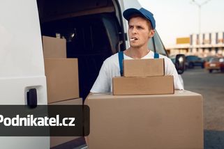 Kolik nově zaplatíte za balíčky z Číny? Česká pošta ukázala konkrétní příklady