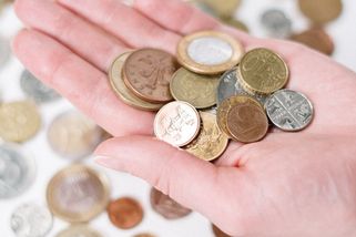 Chcete dříve do důchodu? Vyhněte se penzijnímu spoření - Médium.cz