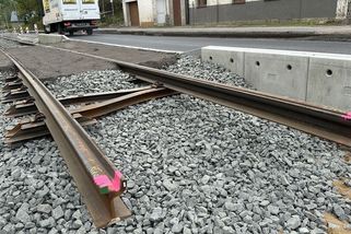 Koleje pro tramvaje mezi Libercem a Jabloncem se mění už dva a půl roku - Novinky