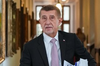 Babiš dělá z Česka banánovou republiku. Fiala jí vrátil prestiž, tvrdí Zdechovský