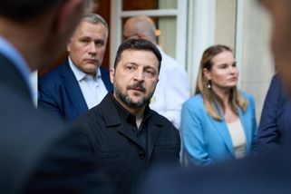 Pomocná ruka zůstává, urážky ne. Polsko hájí odebrání řádu Zelenskému