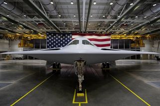 Americké letectvo potřebuje 250 bombardérů B-21 Raider pro válku s Čínou