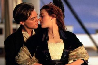 Film Titanic je plný chyb. Historické nesmysly, vybavení z budoucnosti i špatná hudba - Médium.cz