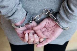 Šest českých falešných bankéřů je ve vazbě, hrozí jim až 13,5 roku vězení - Seznam Zprávy