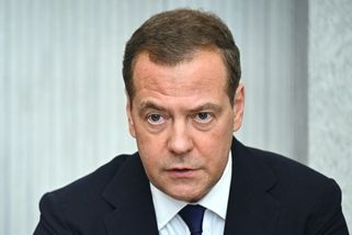 Medveděv vyjmenoval, kdy a kde Rusko zaútočí jadernými zbraněmi