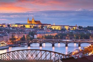 Praha měla 15. nejhorší ovzduší na světě. Lidé mají omezit chození ven